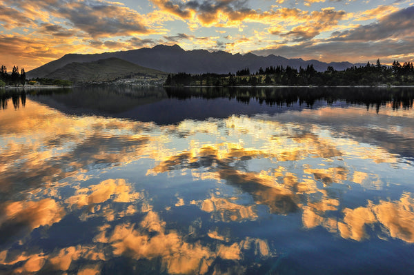 Sunrise across Frankton Arm looking towards The Remarkables Mountains, Lake Wakatipu, Queenstown